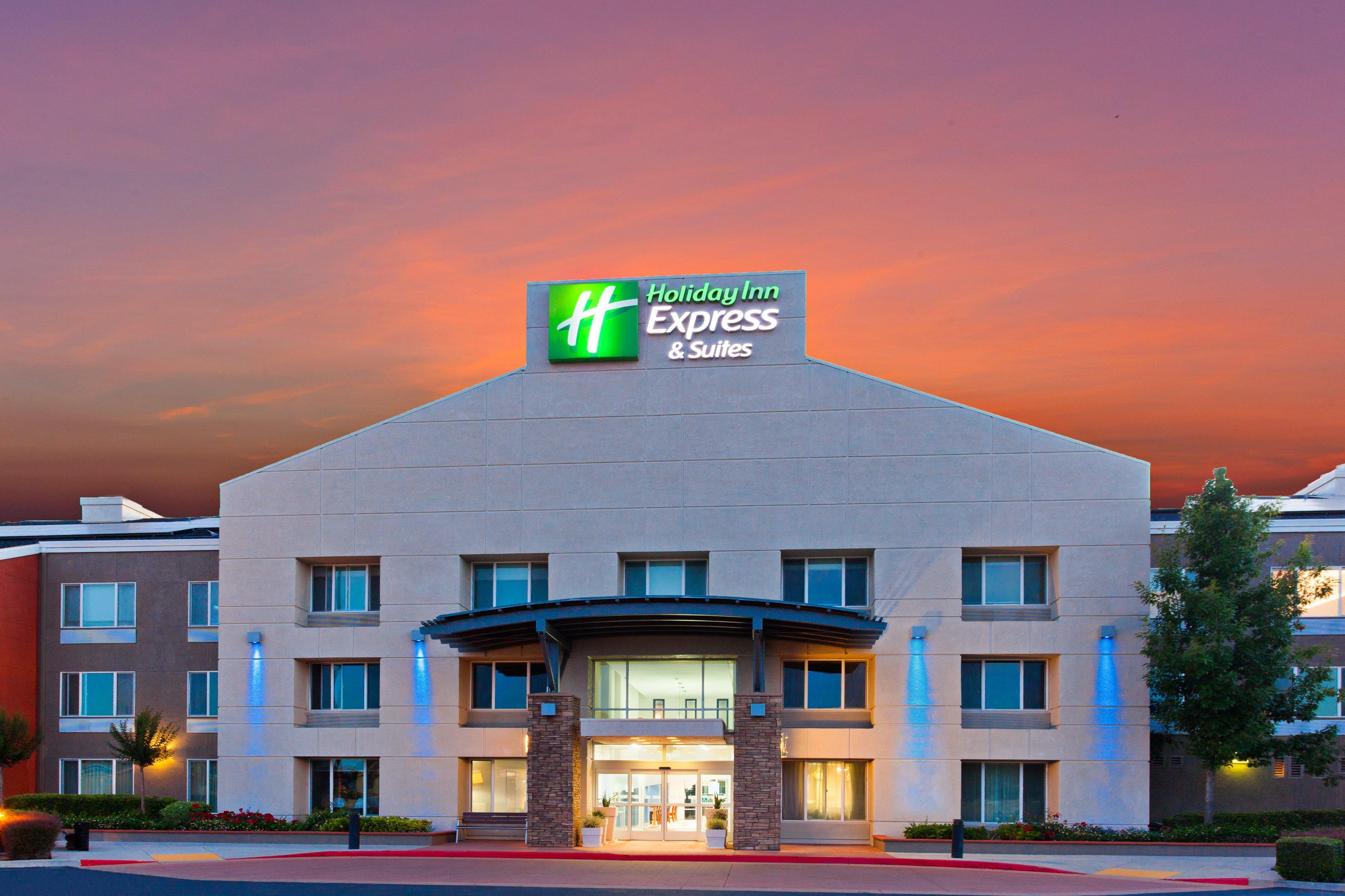 Hotel Express West I-5 By Ihg 2*